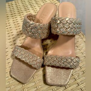 Used rhinestone braided shoes